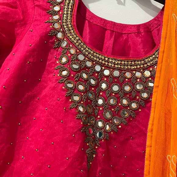 Indian Pakistani Mirror work salwar kameez dupatta - Picture 2 of 3